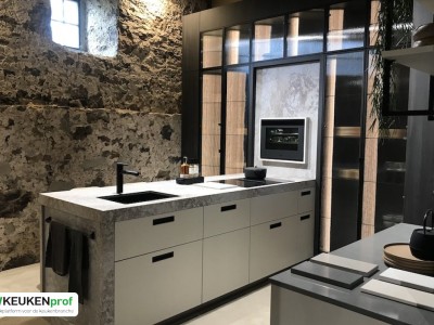 Jetstone, Keller Keukens en Ceasarstone