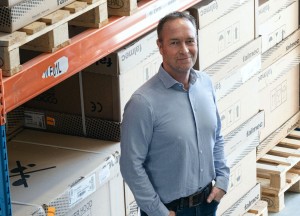 Erwin van Steenwijk, medeoprichter van Falmec Benelux BV kondigt verandering aan en draagt het stokje over