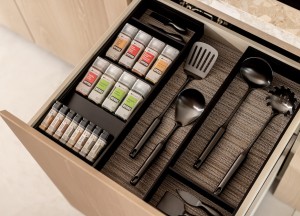 Een praktisch uitgeruste keuken in een muisklik