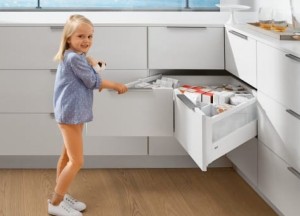 Met SPACE CORNER benut je iedere hoek van de keuken