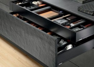 Twee weken productiestop voor fabrikant BLUM 