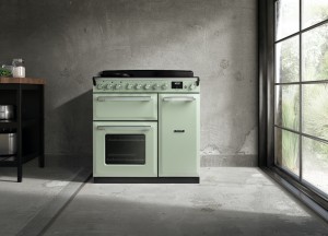 Falcon introduceert de Estel Deluxe