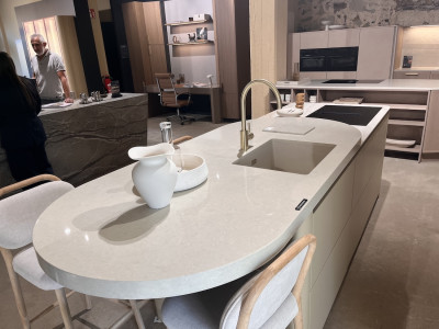 Jetstone, Keller en ceaserstone