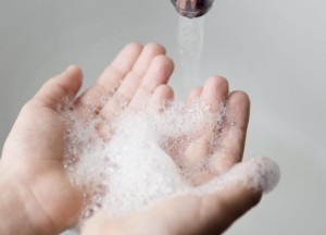 Post-Covid consument kiest voor contactloze kranen en extra voedselopslag