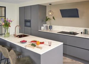Pelgrim lanceert collectie keukenapparatuur in antraciet